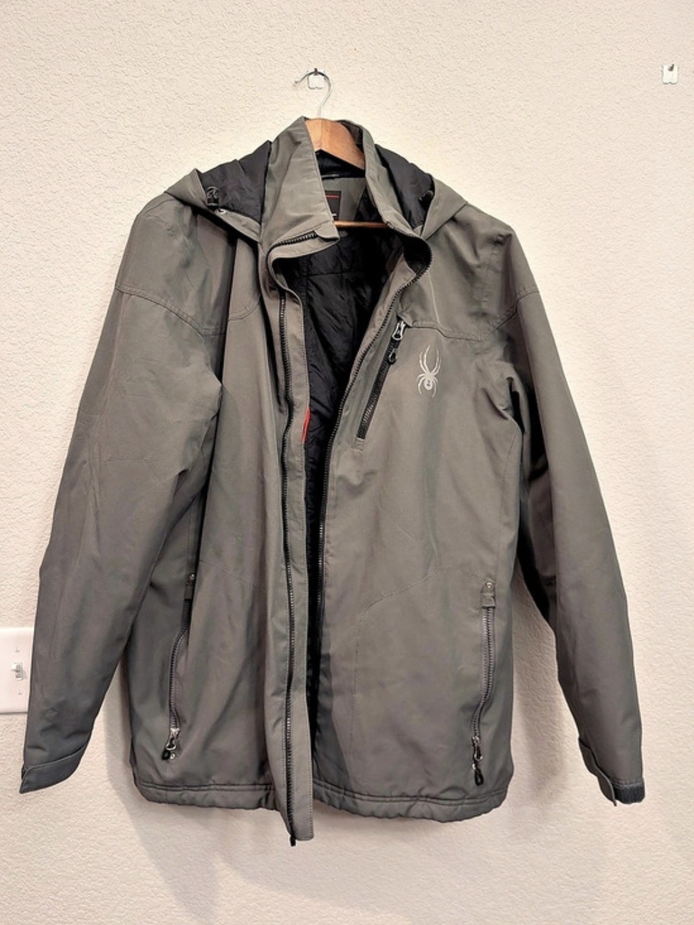 Spyder Leader GTX Jacket Men's Gray & Black XL Jacket - Missing Zipper Pull
